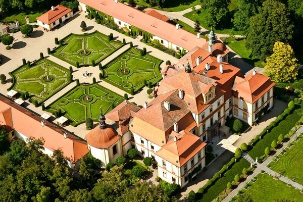 Jemniště